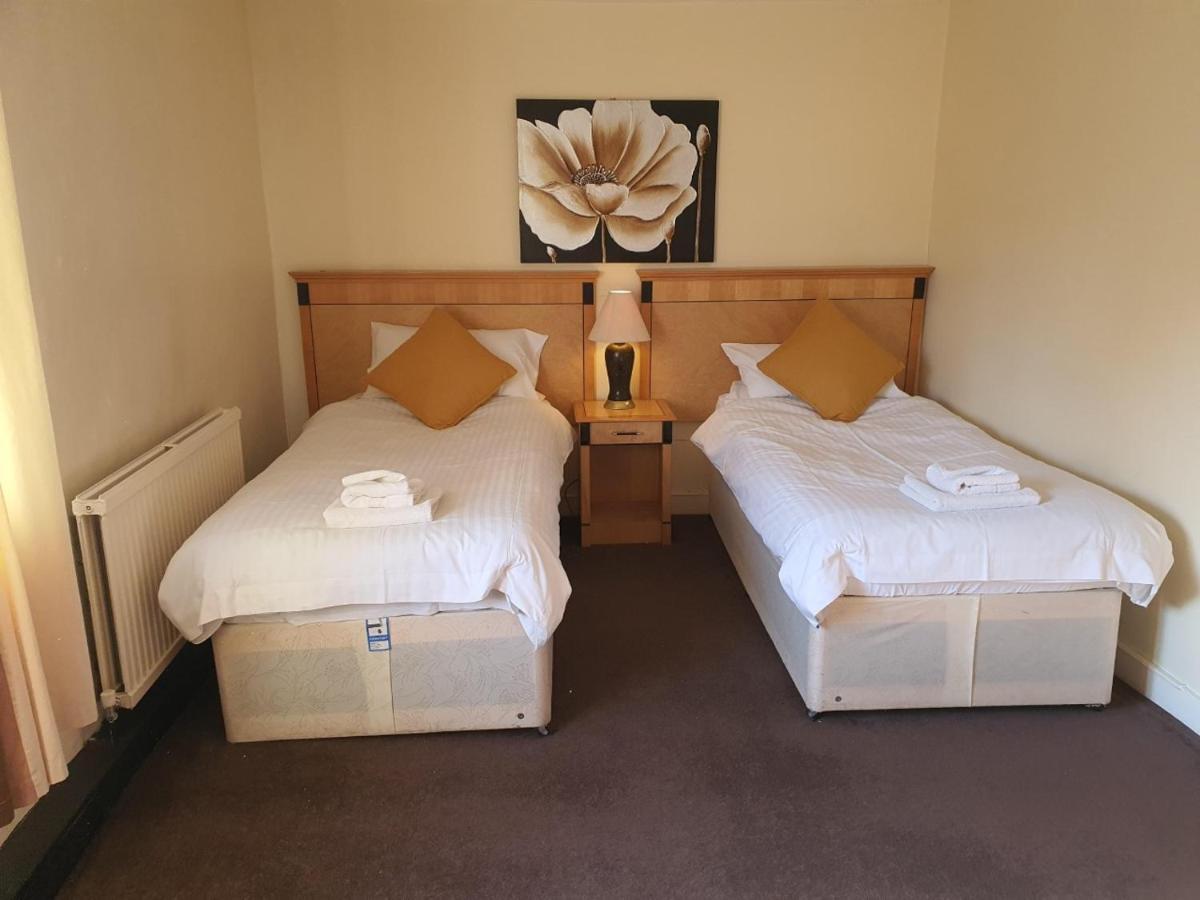 The Bull Hotel 3*